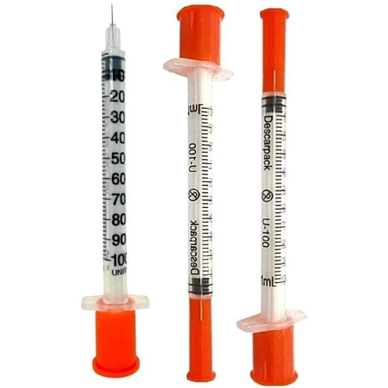 Seringa Insulina 1 ml com agulha fixa, 0,8,x0,30 mm  e zero resíduos 10 UNIDADES