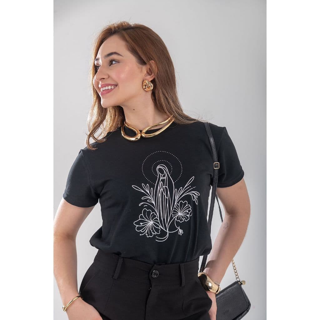 T-shirt Feminina com Estampa Religiosa ,Santa Maria– Algodão Puro e estampa Catolica
