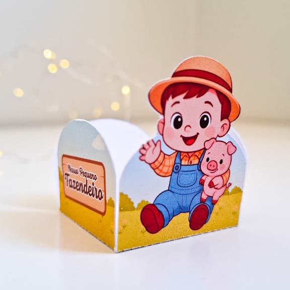 Forminhas 4 Pétalas Personalizada Fazendinha Menino para Festa Infantil Brigadeiro Decoração Mesa Doces