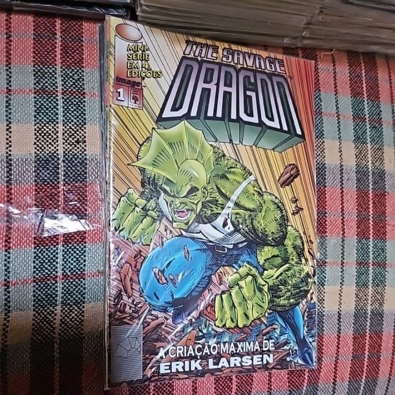 HQ Mini serie completa em 4 volumes de The Savage Dragon