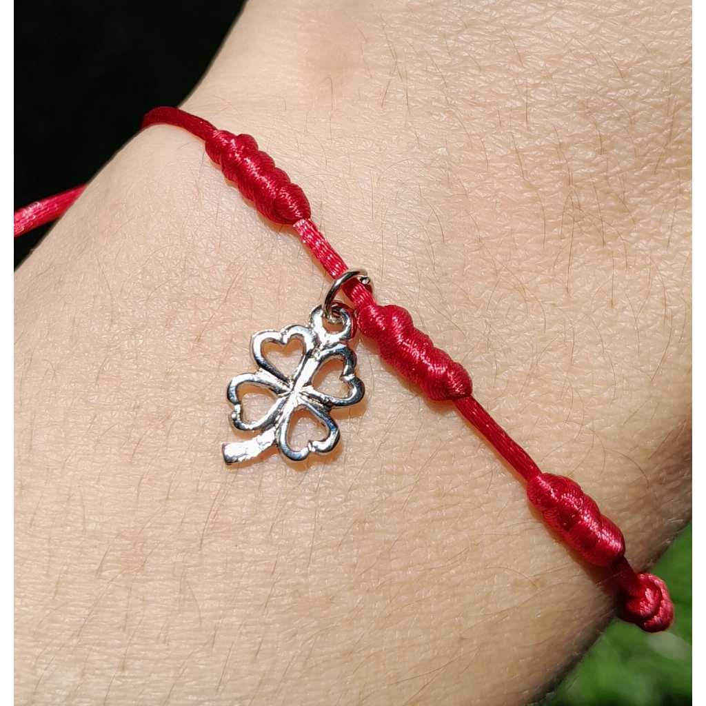 Pulseira 7 Nós Vermelho Trevo de Quatro Folhas Fio de Cetim + Brinde