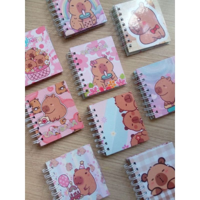 kit presente Com 10 mini cadernos notebook A7 bloco de notas caderno de anotações papelaria fofa capivara