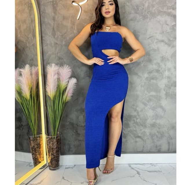 Vestido Midi Tubinho Vermelho com Fenda Tomara que Caia Justo e Elegante para Festa ou Noite