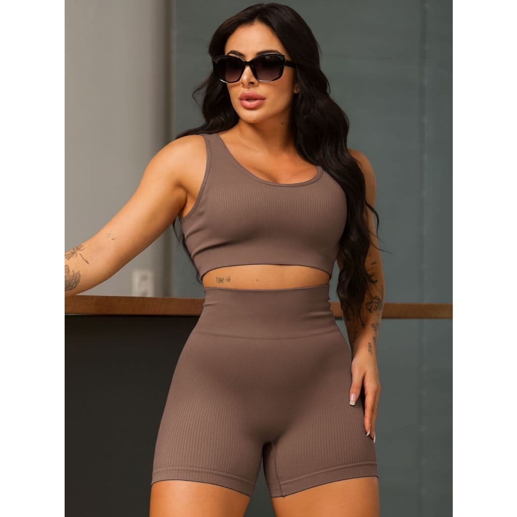 Conjunto Fitness Feminino Poliamida Canelado Sem Transparência com Short e Top Bojo Removível Treino Academia Yoga
