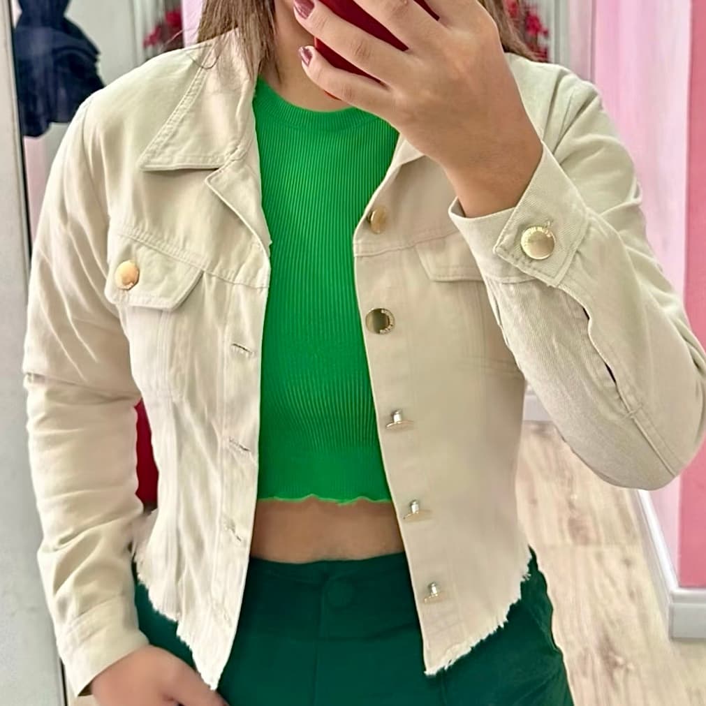 Jaqueta Jeans Feminina Bege Desfiada Linha Premium