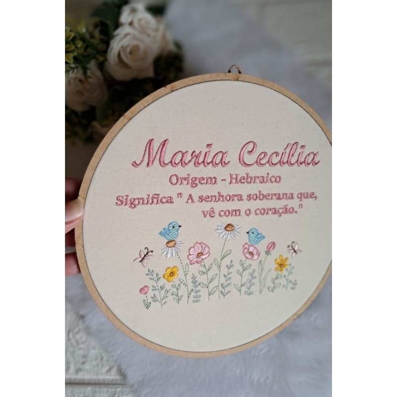 Enfeite bastidor porta maternidade bebê