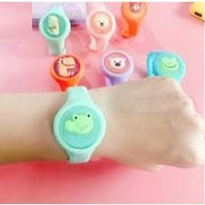 Pulseira Repelente Infantil com Luz Piscante Kit 2 peças