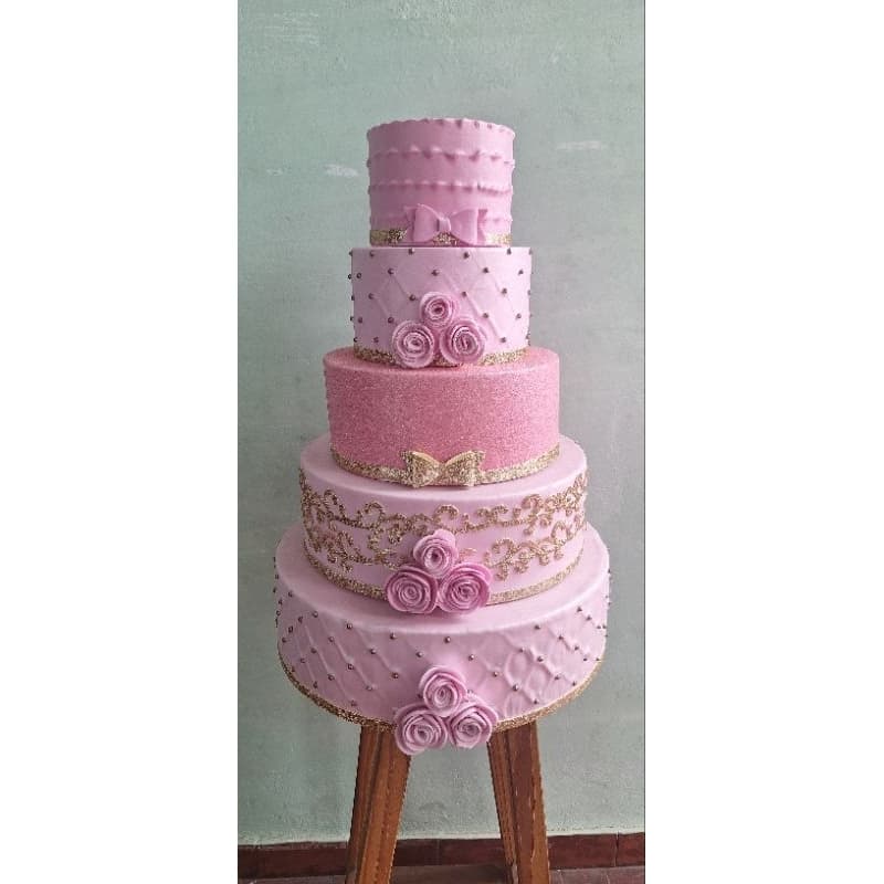 bolo fake texturizado rosa com glitter 5 andares