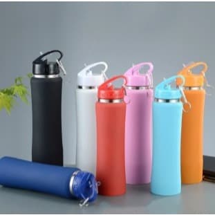 Garrafa Térmica Esportiva 600ml / 750ml com Mosquetão – Mantém Bebidas Quentes ou Frias