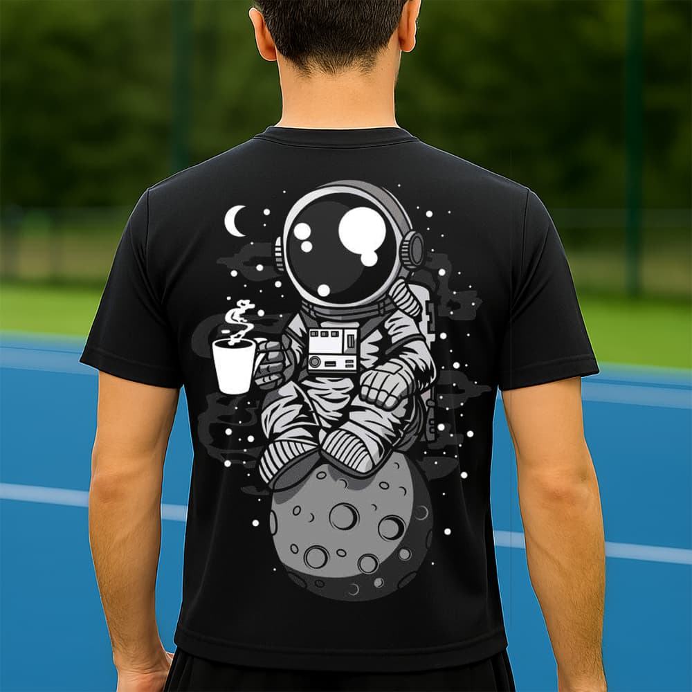 Camiseta Dry Fit Masculina Estampada Astronauta com Café P ao GG Leve Respirável Academia Treino