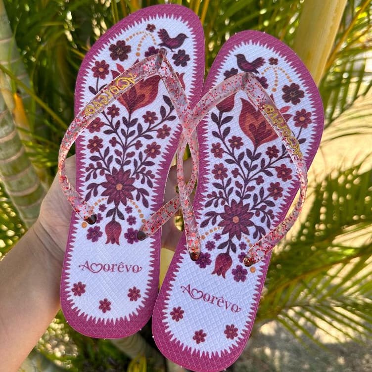 Chinelo Feminino Estampa Floral Amorevo Conforto, Antiderrapante e Estilo Dia a Dia Promoçao