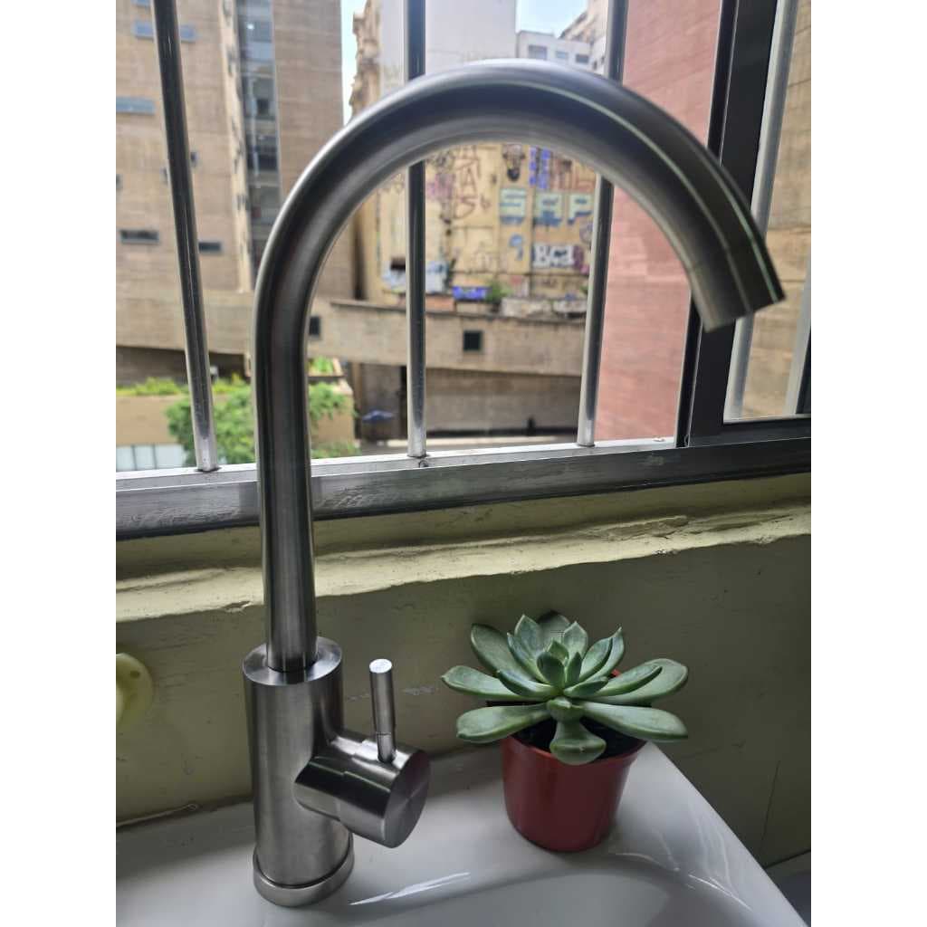 Heemli Torneira de Banheiro para Lavatório e Bancada Mesa em Inox Preto e Cromado 1/4 de Volta