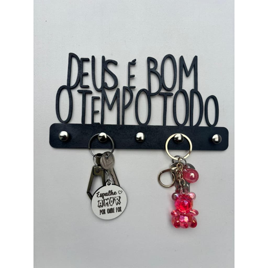 Porta Chaves MDF Frase Deus é Bom o Tempo Todo – Decorativo Parede 5 Ganchos Preto ou Cru
