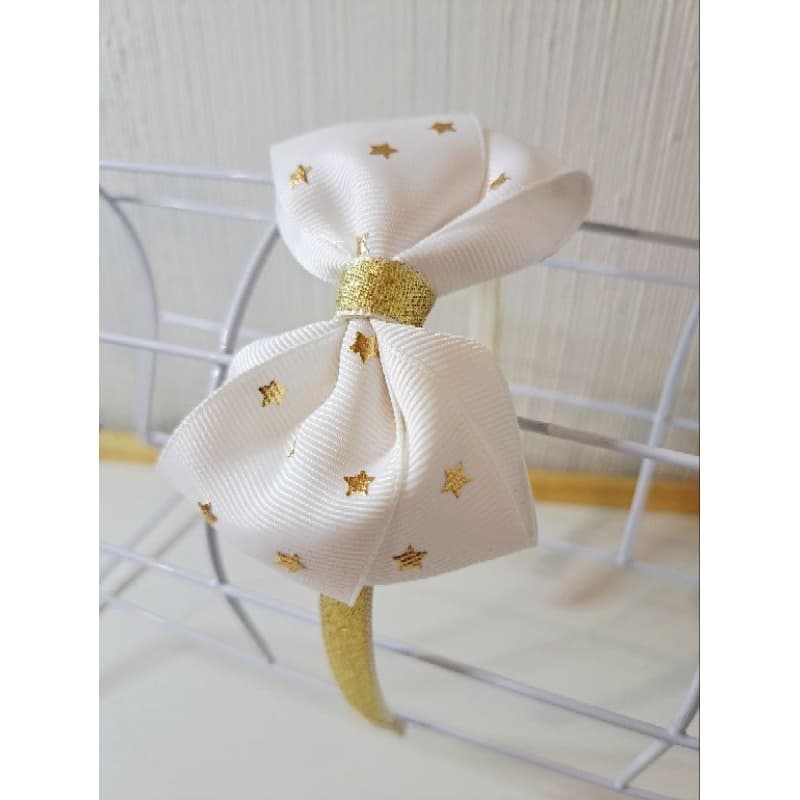 Tiara Laço Branco com Estrelinhas Douradas