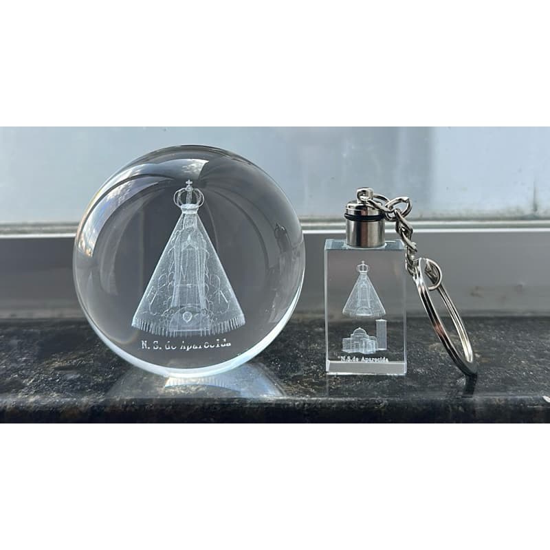 NOSSA SENHORA APARECIDA BOLA CRISTAL OU CHAVEIRO ACENDE A LUZ