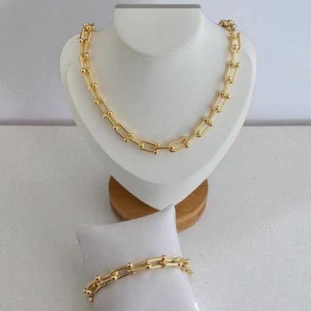 Conjunto De Colar E Pulseira Elos Médios Folheados a Ouro Elegante