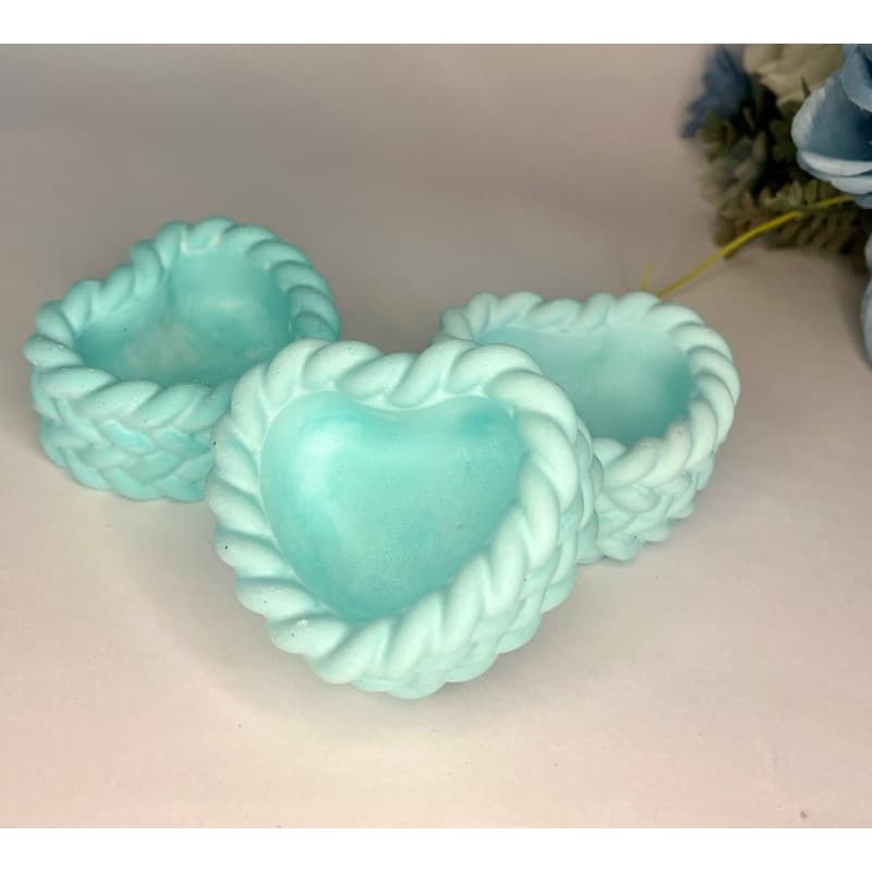20 corações de gesso decoração porta velas vasinho de suculentas/ festas/decoração.(PEÇAS IMPERMEABILIZADAS)