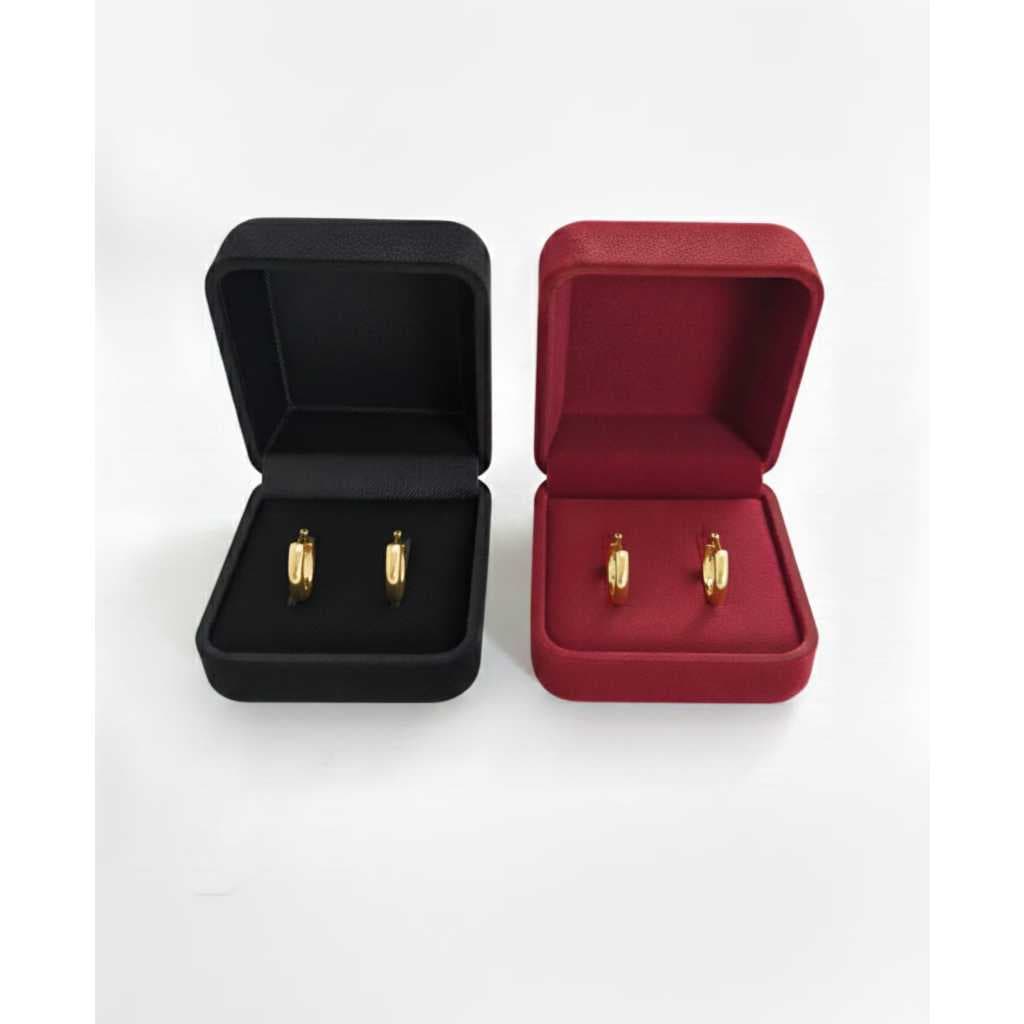 Caixinhas De Aliança Estojo De Veludo tradicional 2 Fendas Para alianças/Anéis Na Cor Preto E Vermelho.
