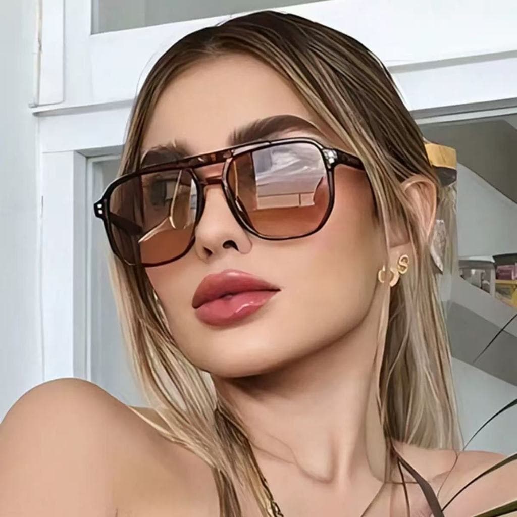 Óculos de sol quadrados com ponte dupla, em cores vibrantes, adequados tanto para homens quanto para mulheres.JK6803