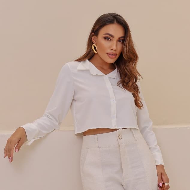 Camisa Feminina Cropped  Manga Longa Casual