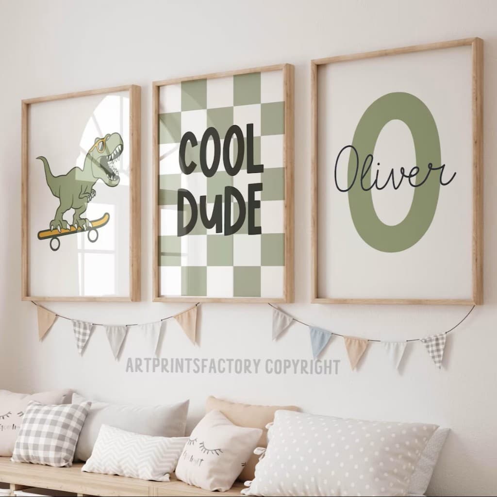 Quadros PERSONALIZADOS COM NOME - Envie no chat | Dinossauro, Skate | Quarto Bebê Menino – Dinos Skatistas No2