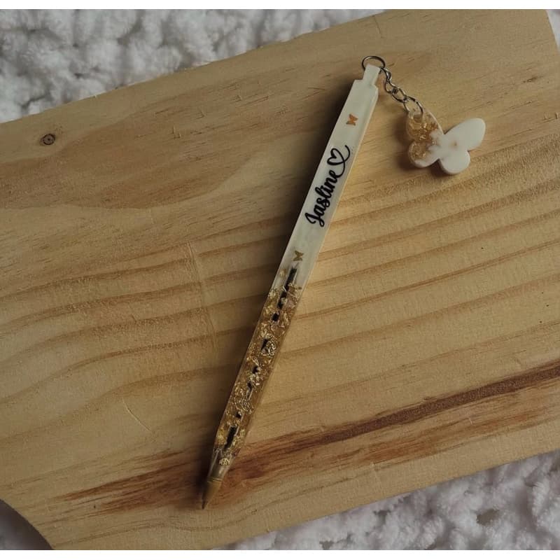 Caneta Artesanal em Resina Personalizada com Nome + Pingente Borboleta | Refil Trocável