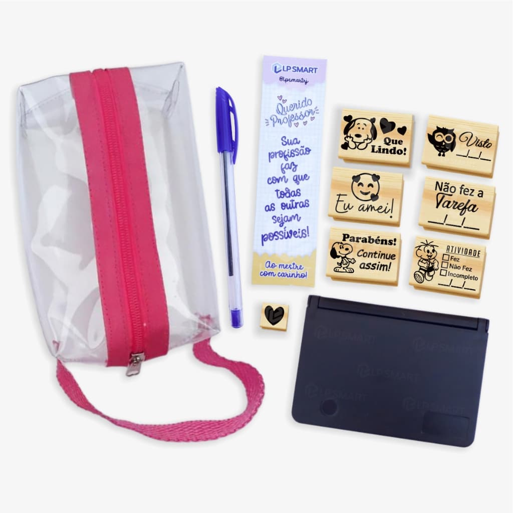 Kit 6 Carimbos Pedagógicos Madeira + Necessaire + Almofada + caneta + marca página + mini carimbo coração