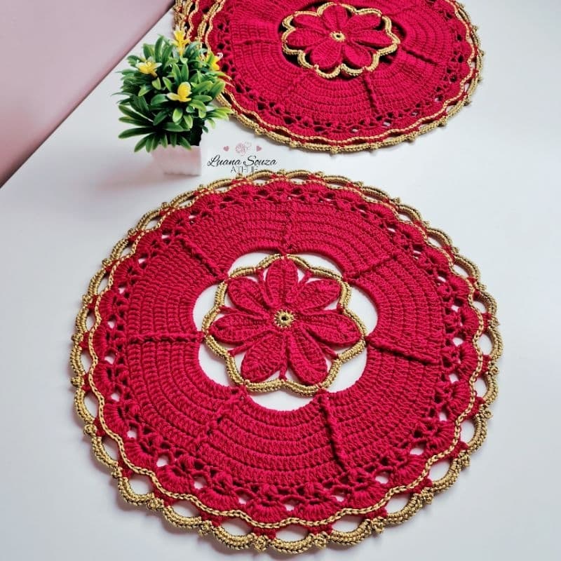 Jogo Americano de Crochê/ Sousplat de Crochê/ Toalhinha de Mesa/kit 4 unidades Sousplat