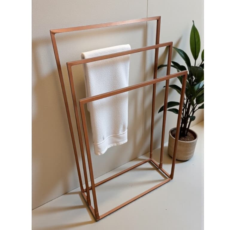 Porta Toalhas Dourado Estilo Industrial – Ideal para Banheiro Moderno