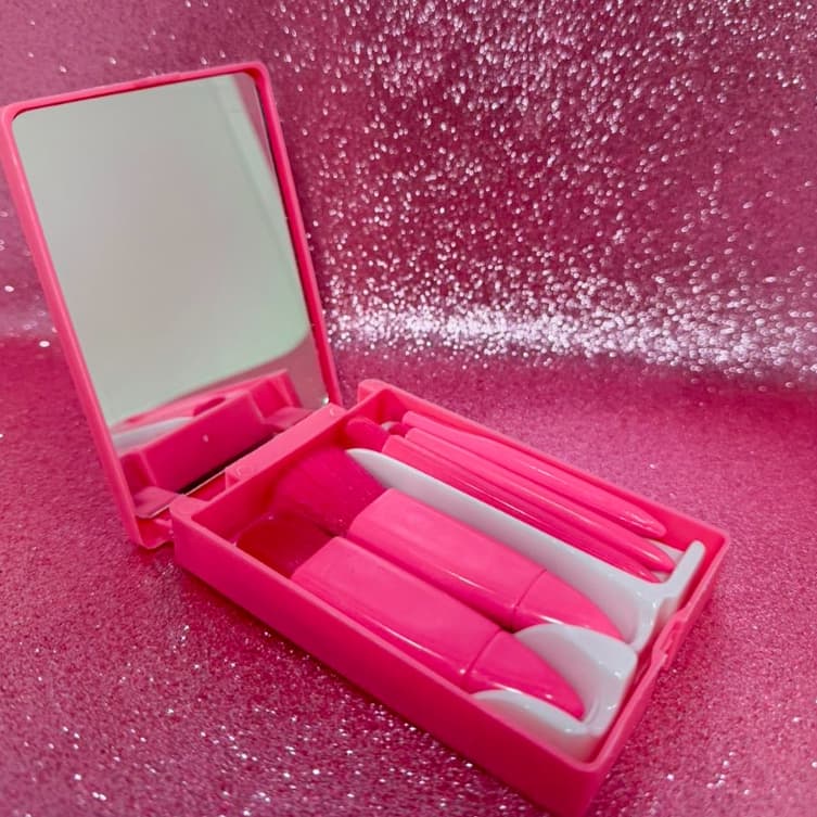 Pincéis de Maquiagem Mini Portátil com Estojo e Espelho Pincéis para Bolsa e Viagem  bela manuela simples compacto