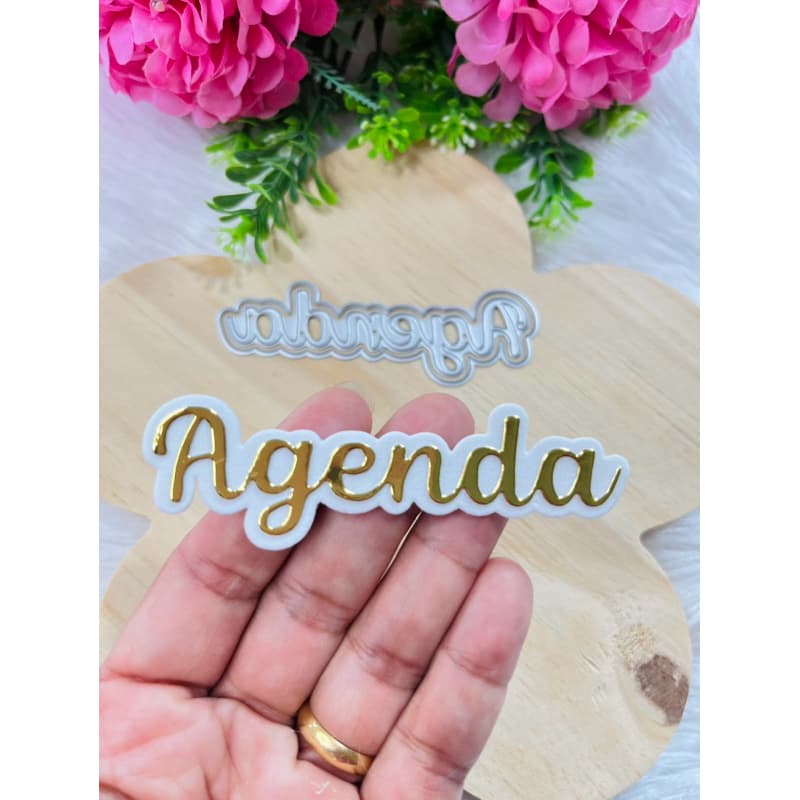 Faca Corte e Relevo Scrapbook Agenda