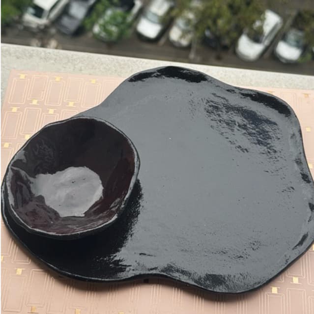 Pronta Entrega  - Petisqueira feita à mão - Wine Noir – Cerâmica Preta