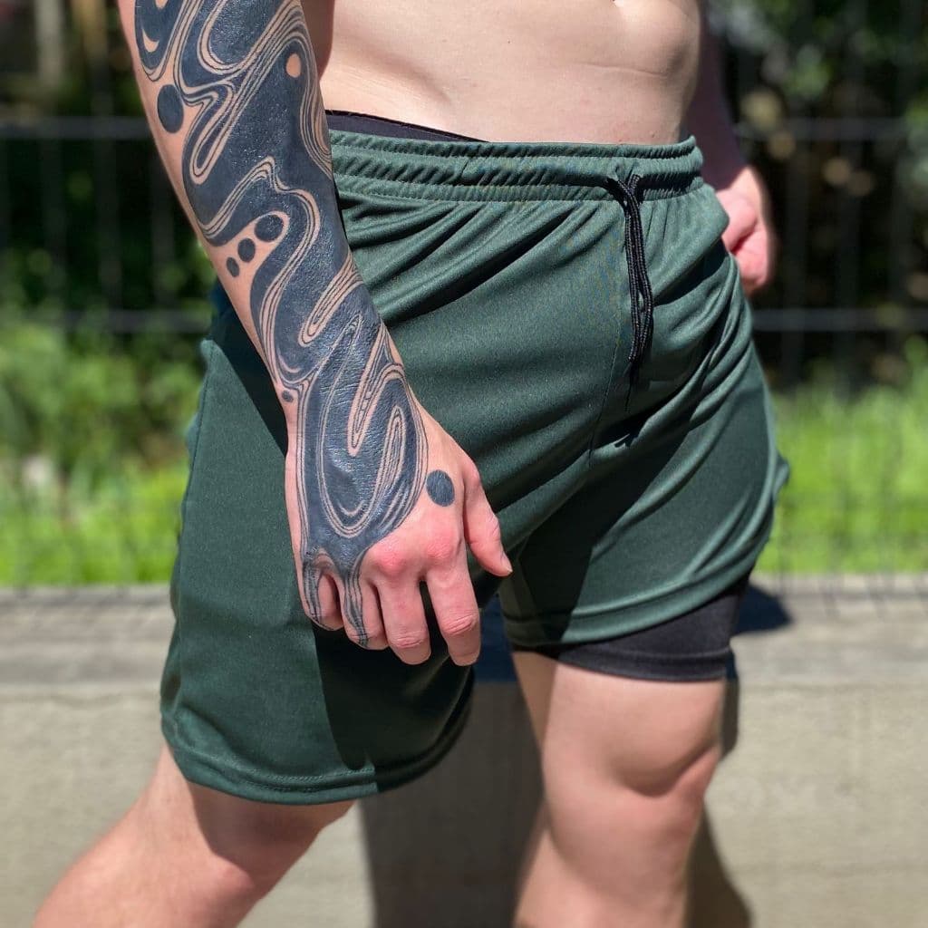 Shorts 2 Em Masculinos Com Bolso Interno De Celular A Liberdade de se Vestir Bem !