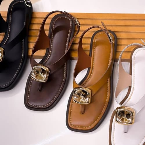 Rasteira Chique Rasteirinha Organica Rasteira com Detalhe Dourado Rasteira feminina Elegante