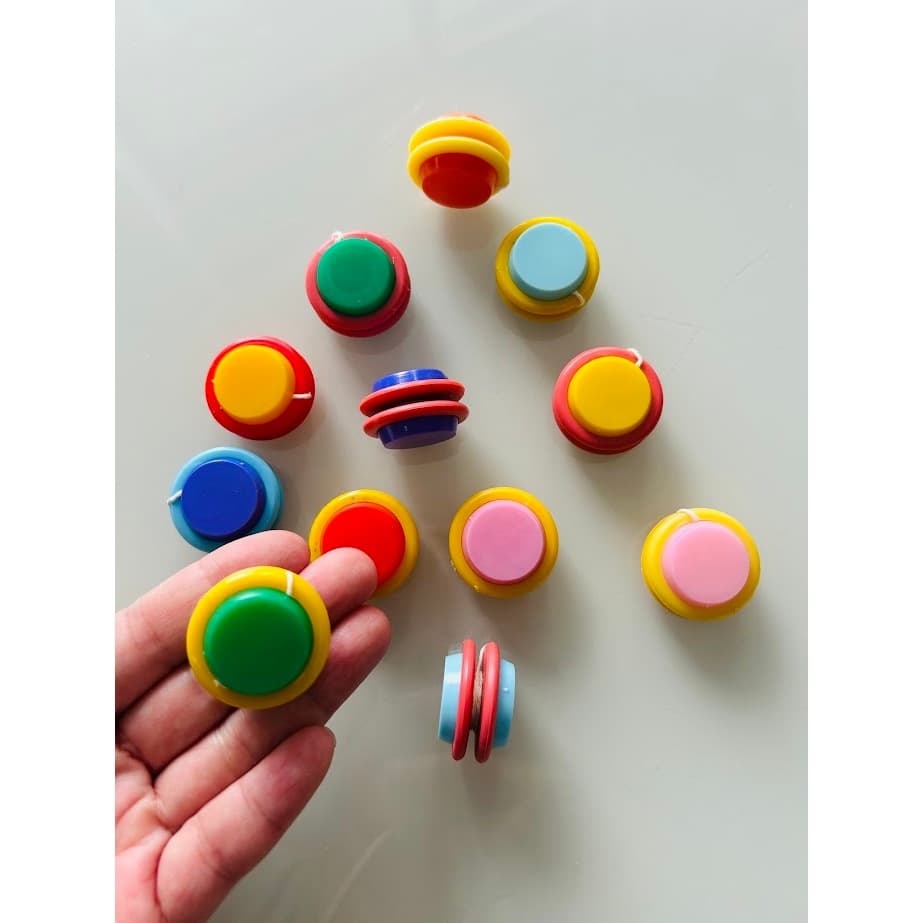 Kit com 24 mini Yoyo iô iô colorido lembrancinha prenda