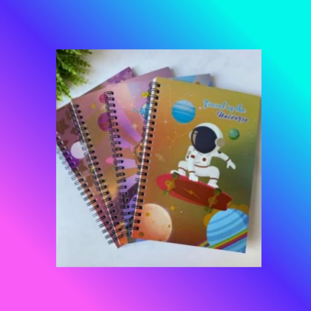 Caderno astronauta  80 Folhas – Tema Astronauta capa  3d