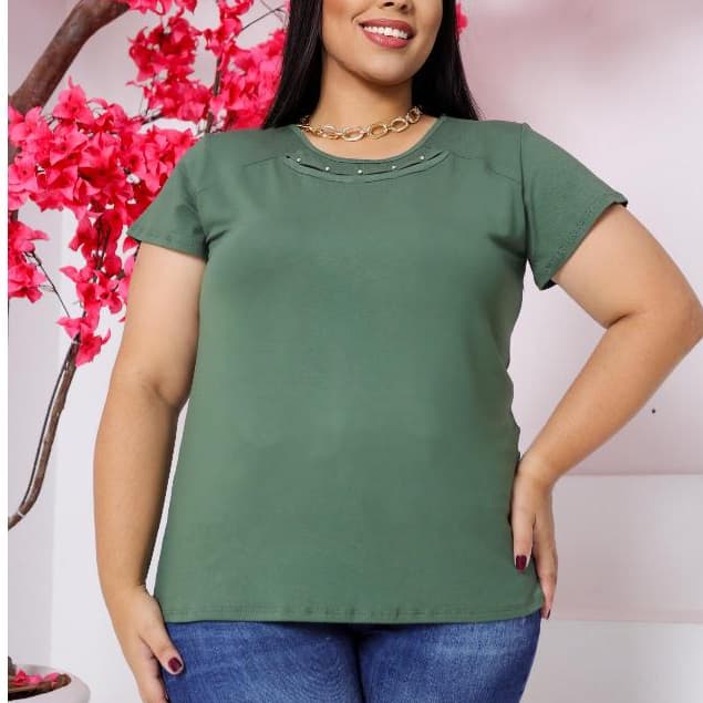 Blusa T-Shirt Feminina Confortável Plus Size Manga Curta Detalhe Perlas