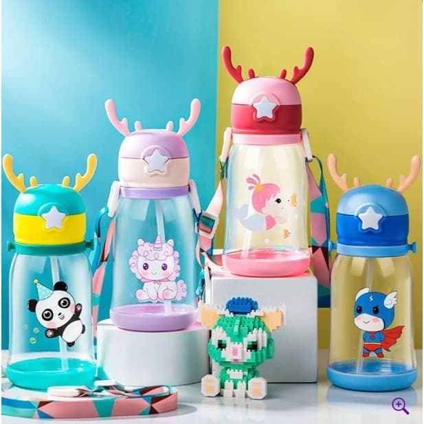 🐻🥤 Garrafa Squeeze Infantil 600ml com Canudo e Alça de Bichinho | Resistente e Divertida