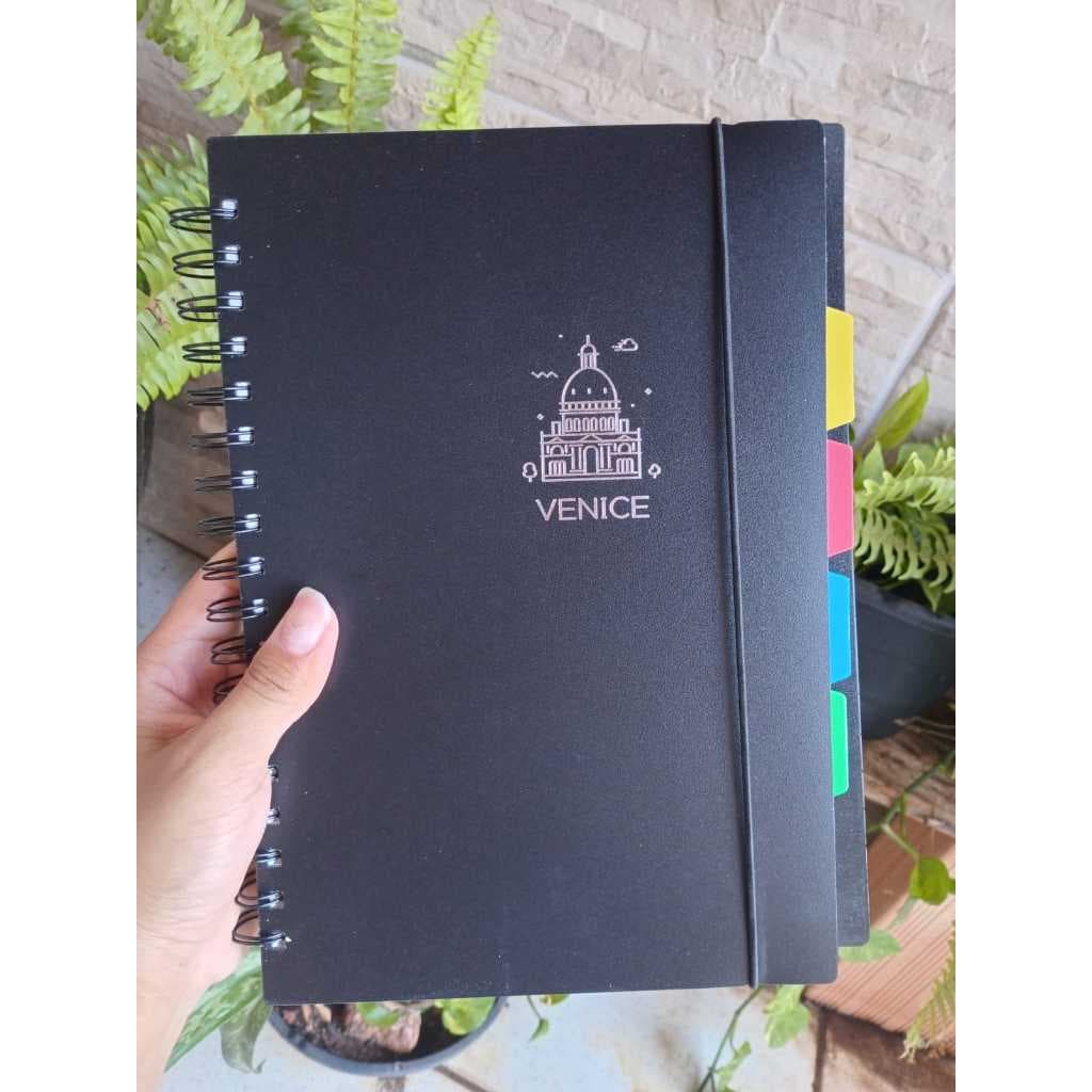 Caderno B5 com divisórias - 204 páginas