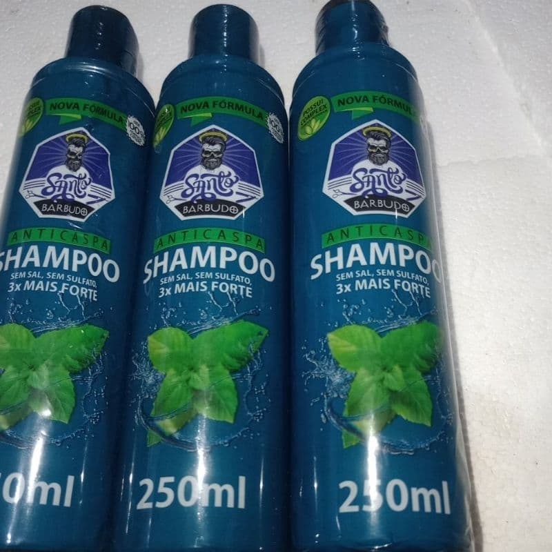 Shampoo Anticaspa Santo Barbudo para Cabelo Barba e Bigode