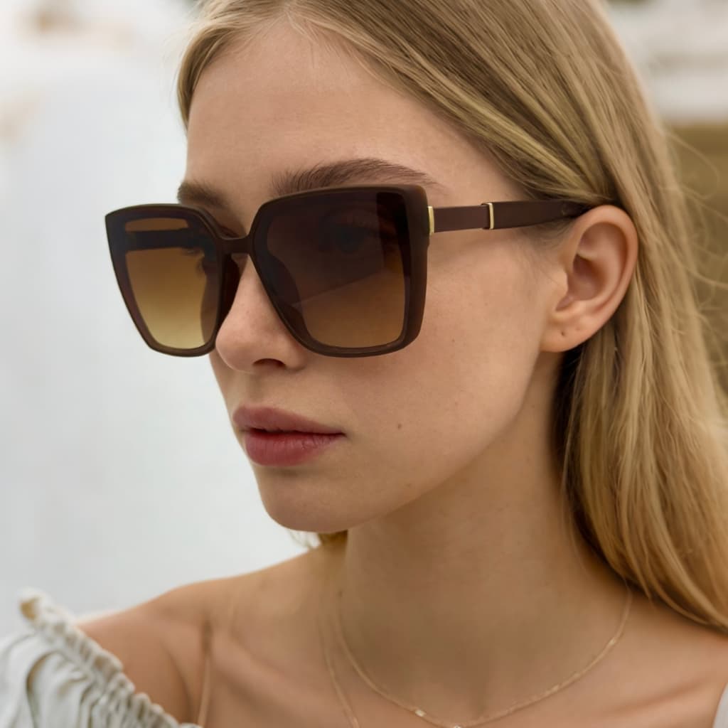 Óculos de sol femininos retrô quadrados, com design simples e proteção UV.