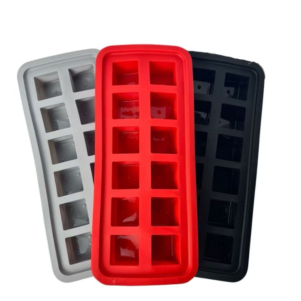 Kit 2 Forma para Gelo de Silicone 12 Cubos Inovadora Prática para Drinks Doces e uso de Gelos em geral