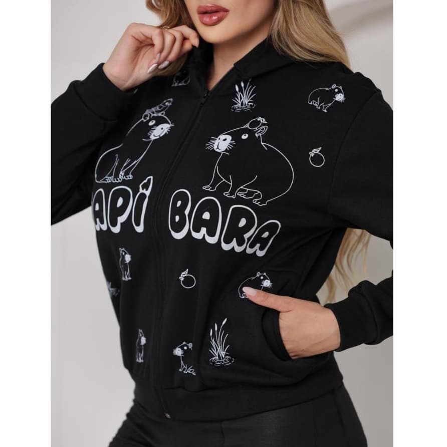 Blusa Casaco Feminina Estampa Exclusiva CAPIBARA com Capuz e Bolsos Laterais