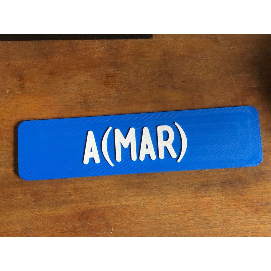Placa decorativa A MAR  (20x5cm) Plaquinha PLA com frases divertidas Escrita em Relevo Viagem Viajar