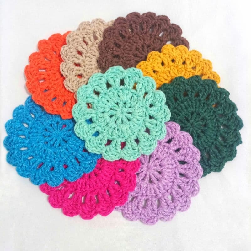 Kit porta-copos de crochê 4 ou 6 unidades / Descanso de copos 4 ou 6 unidades