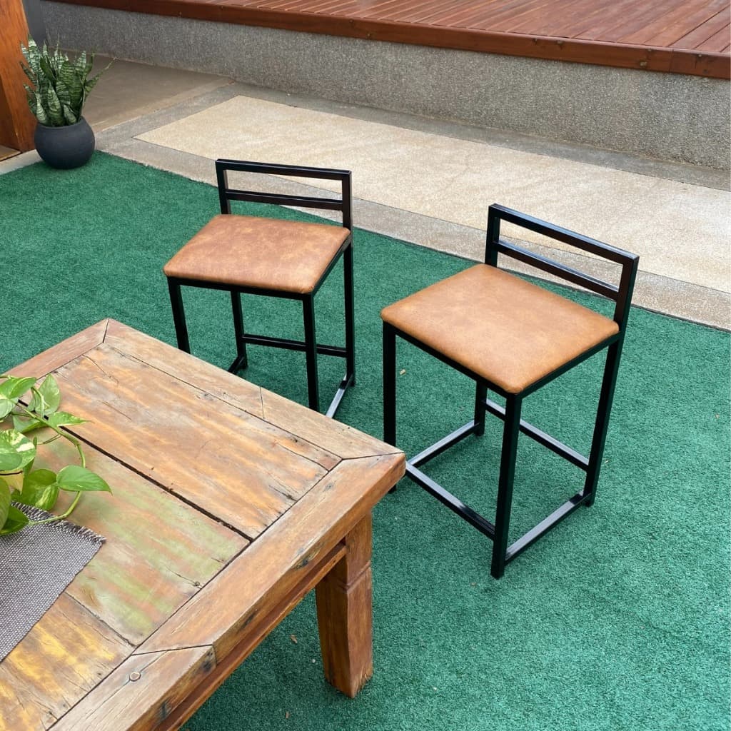 Kit 2 Banqueta Industrial Baixa/Alta em Aço Resistente Ideal para Cozinha e Bar