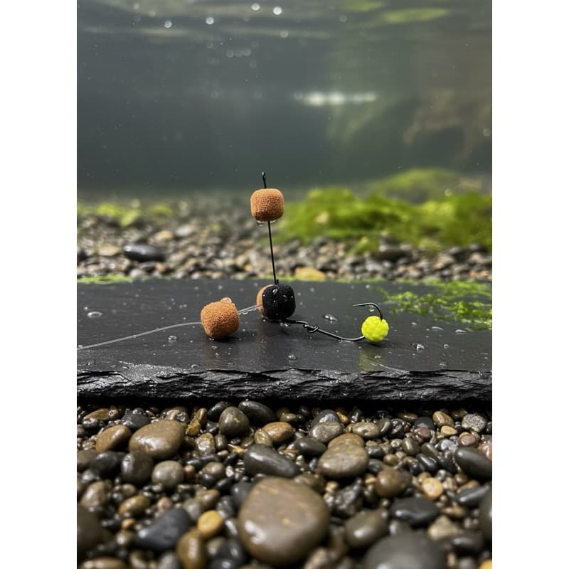 isca péde galinha 10MM com o central preto miçangas aleatórias