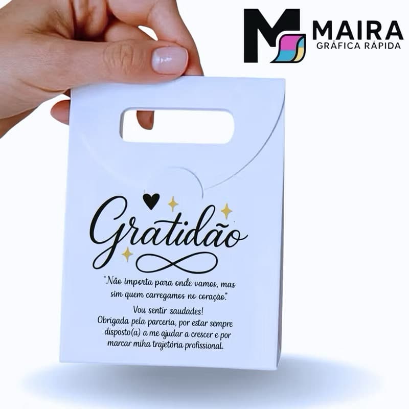kit 10 lembrancinha personalizada mimo tag caixa sacola porta bombom bis tema desejado despedida gratidão