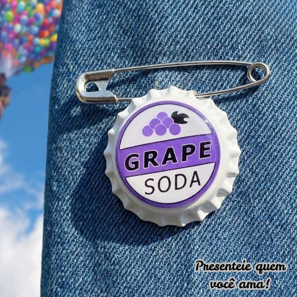 Boton Broche Grape Soda Up Altas Aventuras | Distintivo Ellie | Tampinha Refrigerante Uva | Presente