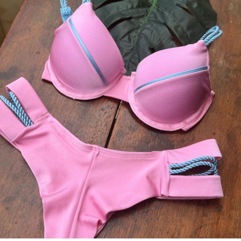 Biquíni Feminino Meia Taça Bojo Aro Calcinha Hot Pant Fio Duplo